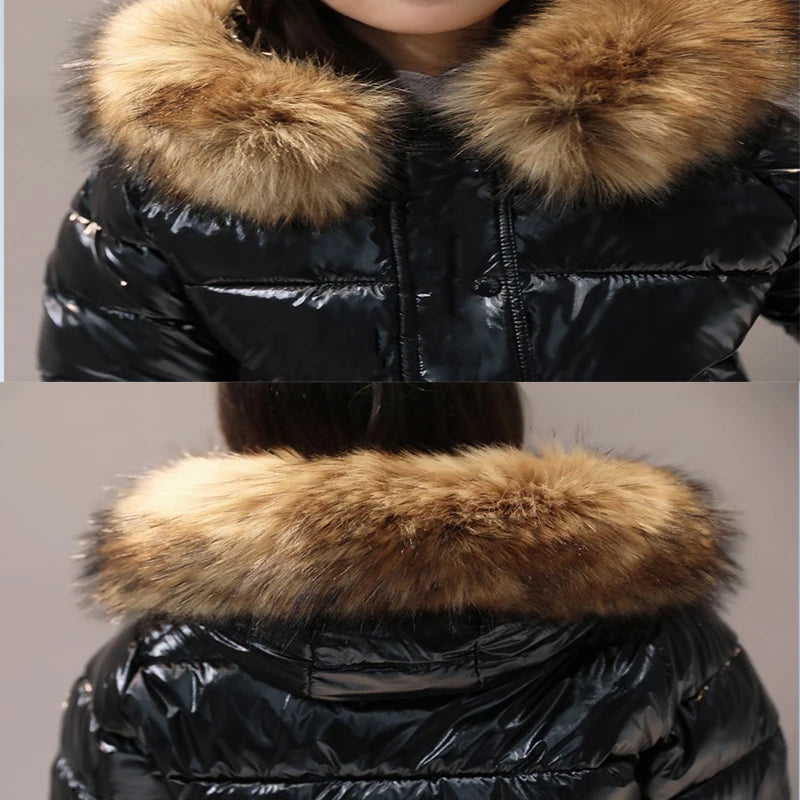 Jaqueta Feminina Curta Acolchoada com Capuz e Forro Impermeável – (Promoção de Inverno 2025)