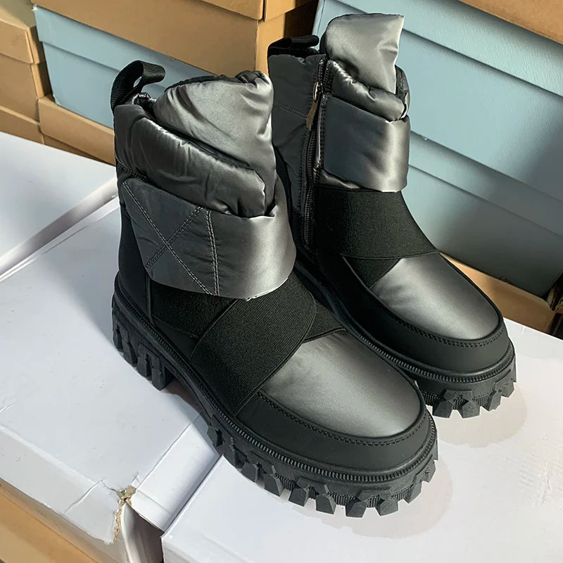 Bota Feminina Para Inverno Forrada com Solado Antiderrapante Conforto e Proteção – (Promoção de Inverno 2025)