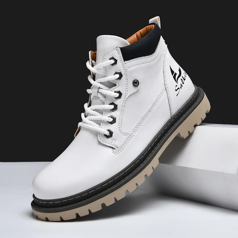 Bota Masculina de Cano Alto para Trilhas com Design Artesanal Solado Antiderrapante – (Promoção de Inverno 2025)