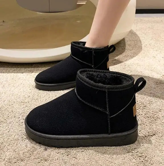 Bota Feminina Curta Acolchoada Plataforma Confortável - (Promoção de Inverno 2025)
