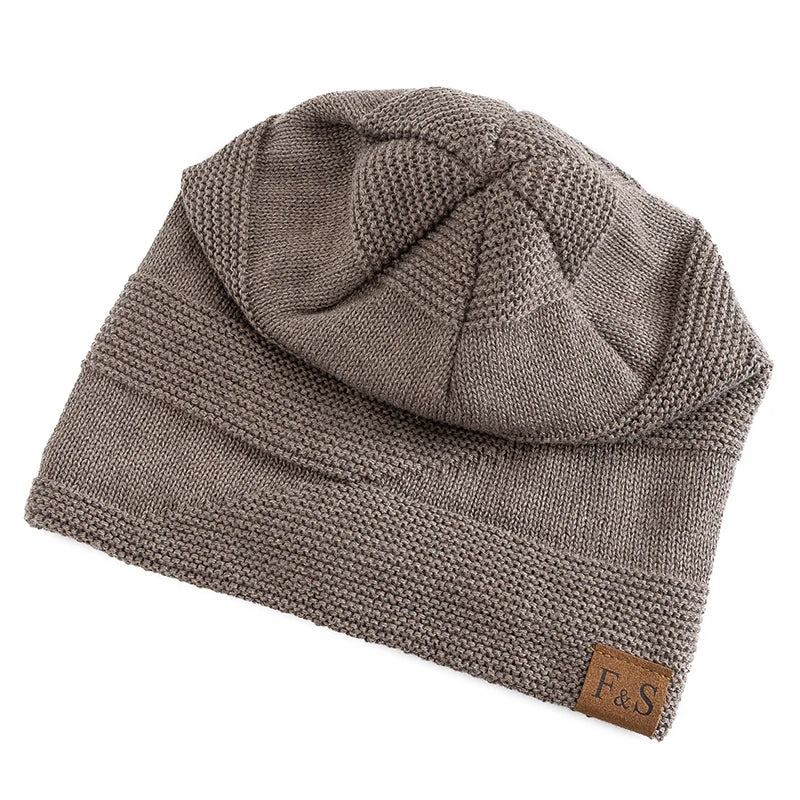 Gorro Unissex Moderno com Detalhe em Etiqueta – (Promoção de Inverno 2025)
