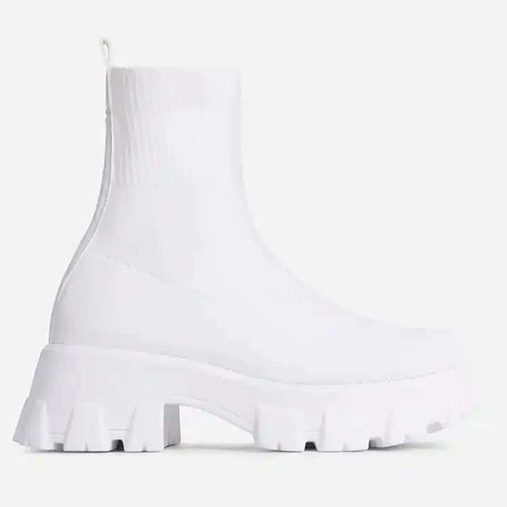 Bota Feminina com Plataforma Cano Curto (Promoção de Inverno 2025)
