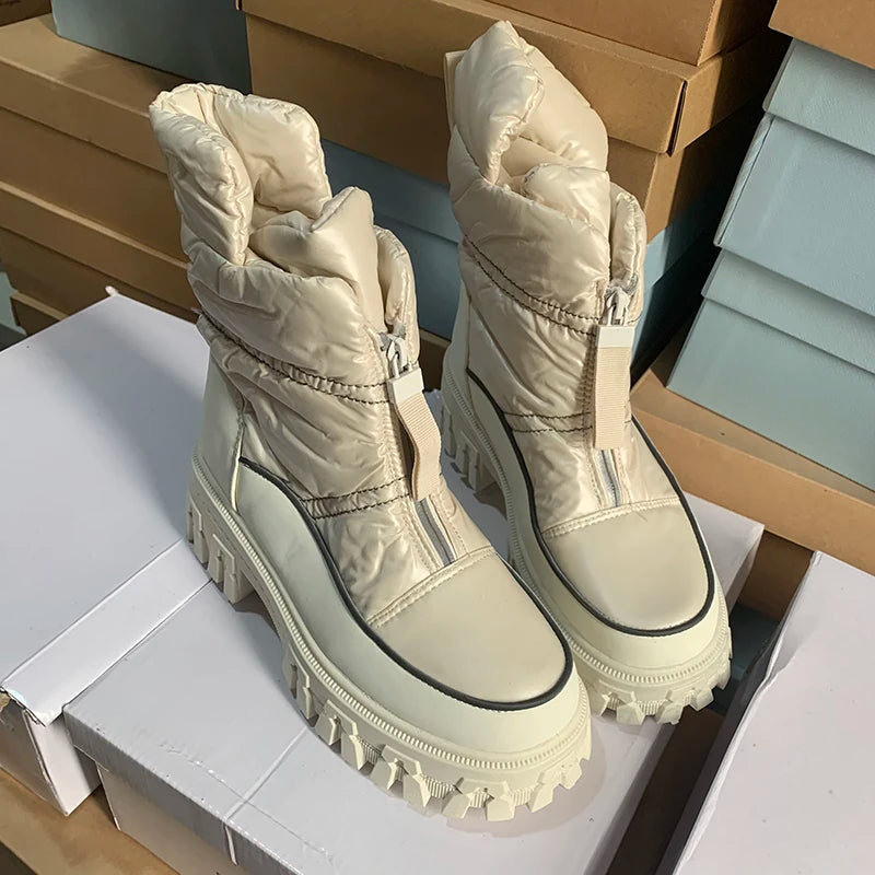 Bota Feminina Para Inverno Forrada com Solado Antiderrapante Conforto e Proteção – (Promoção de Inverno 2025)