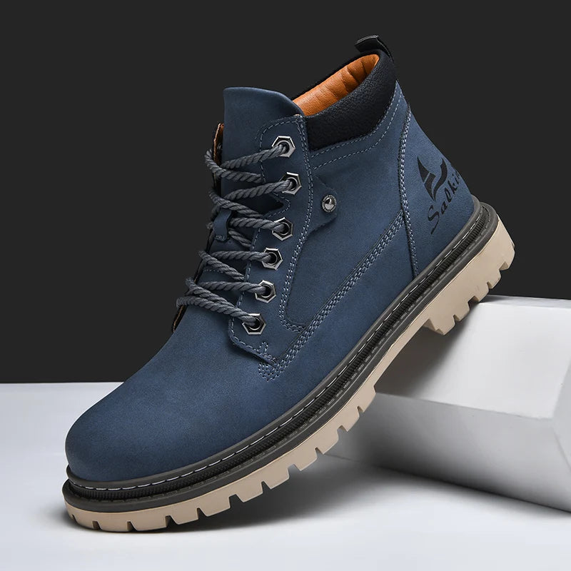 Bota Masculina de Cano Alto para Trilhas com Design Artesanal Solado Antiderrapante – (Promoção de Inverno 2025)