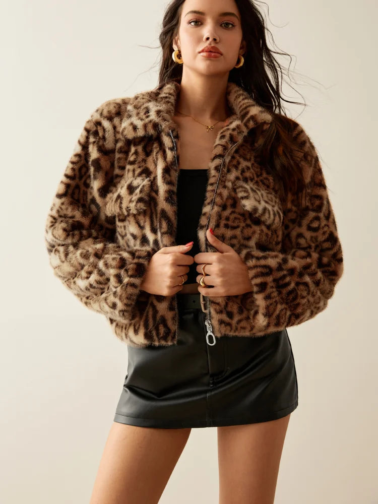 Jaqueta Feminina Estampada Forro Peluciado Fechamento em Zíper – (Promoção de Inverno 2025)
