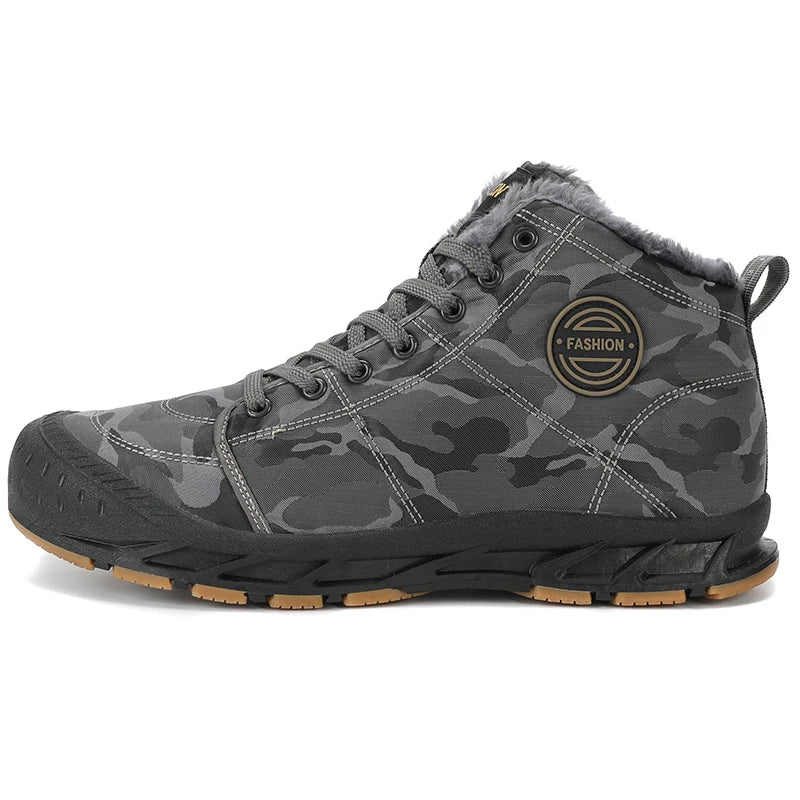 Bota Masculina de Inverno Antiderrapante com Forro Quente Leve e Minimalista – (Promoção de Inverno 2025)