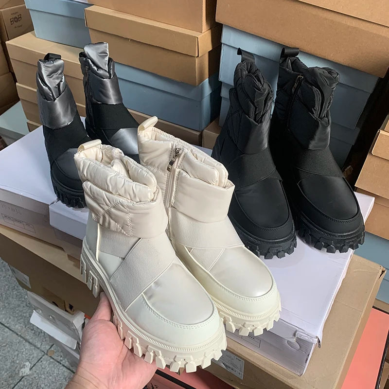 Bota Feminina Para Inverno Forrada com Solado Antiderrapante Conforto e Proteção – (Promoção de Inverno 2025)