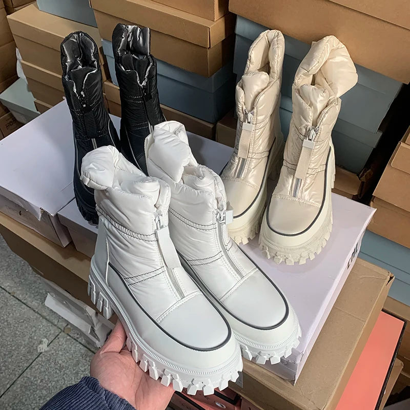 Bota Feminina Para Inverno Forrada com Solado Antiderrapante Conforto e Proteção – (Promoção de Inverno 2025)