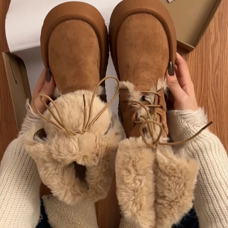 Bota Feminina Retrô com Solado Grosso Estilo Elegante Antiderrapante – (Promoção de Inverno 2025)