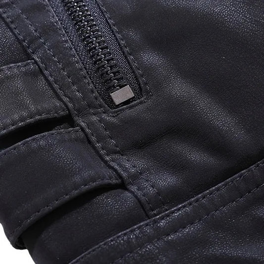 Jaqueta Masculina Estilo Motoqueiro com Forro Peluciado Acabamento Lavado – (Promoção de Inverno 2025)