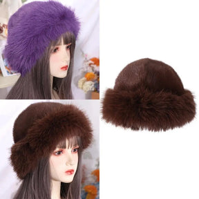 Chapéu Feminino de Inverno Estilo Coreano com Pelúcia Fofa – (Promoção de Inverno 2025)