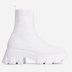 Bota Feminina com Plataforma Cano Curto (Promoção de Inverno 2025)