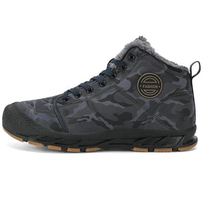 Bota Masculina de Inverno Antiderrapante com Forro Quente Leve e Minimalista – (Promoção de Inverno 2025)