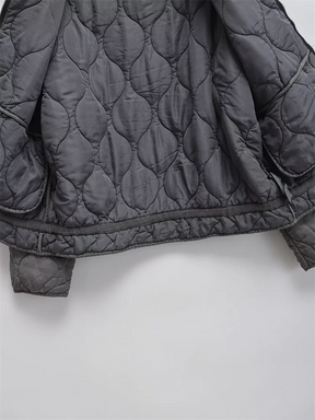 Jaqueta Feminina com Gola Alta Mangas Longas Design Leve e Versátil – (Promoção de Inverno 2025)