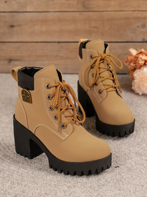 Bota Feminina Retrô de Cano Curto com Salto Grosso Bico Arredondado – (Promoção de Inverno 2025)