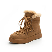 Bota Plataforma Feminina com Forro Peluciado Estilo Moderno Solado Grosso – (Promoção de Inverno 2025)