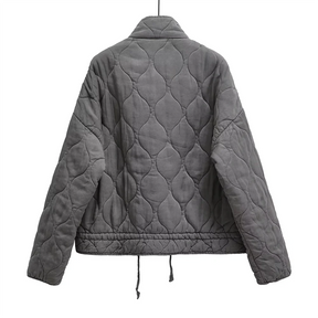 Jaqueta Feminina com Gola Alta Mangas Longas Design Leve e Versátil – (Promoção de Inverno 2025)