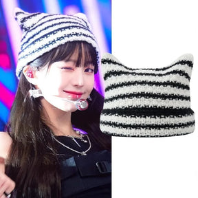 Gorro Feminino Listrado com Estilo Kawaii e Orelhas de Gato – (Promoção de Inverno 2025)