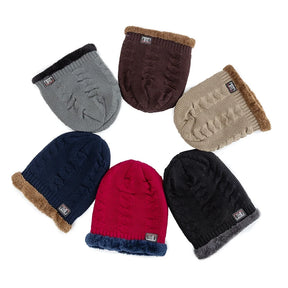 Touca de Inverno Unissex com Detalhe de Letra e Conforto Térmico Reforçado – (Promoção de Inverno 2025)