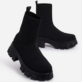 Bota Feminina com Plataforma Cano Curto (Promoção de Inverno 2025)