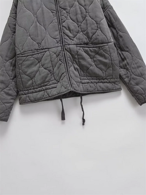 Jaqueta Feminina com Gola Alta Mangas Longas Design Leve e Versátil – (Promoção de Inverno 2025)