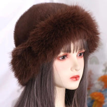 Chapéu Feminino de Inverno Estilo Coreano com Pelúcia Fofa – (Promoção de Inverno 2025)