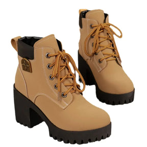 Bota Feminina Retrô de Cano Curto com Salto Grosso Bico Arredondado – (Promoção de Inverno 2025)