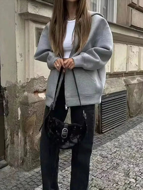 Casaco Feminino com Capuz e Detalhes em Zíper - (Promoção de Inverno 2025)