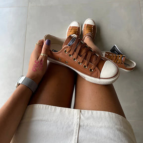 Tênis All Star em Couro Premium Caramelo